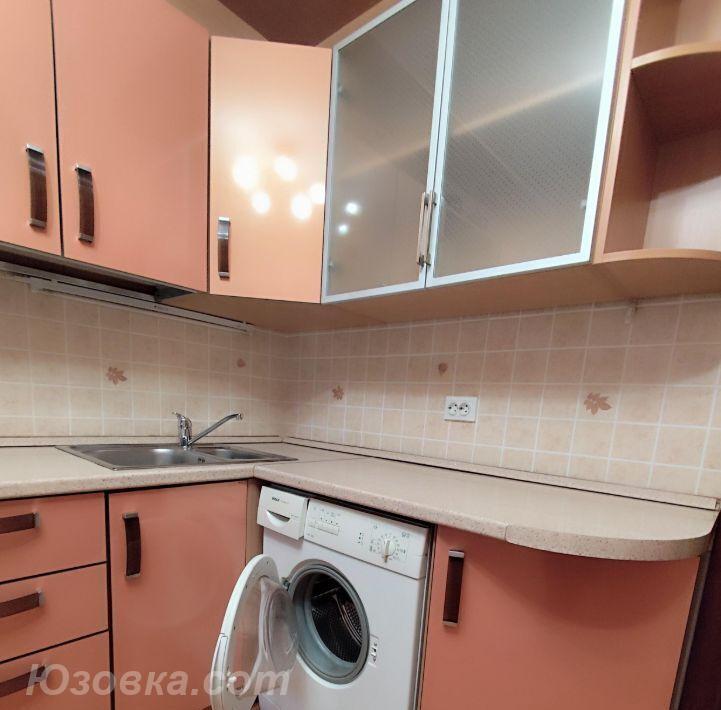2-комн. квартира, 55м², с мебелью, 2/5 эт., ДОНЕЦК