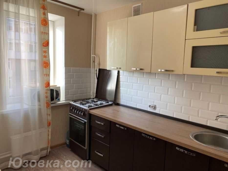 2-комн. квартира, 50м², с мебелью, 2/9 эт., ДОНЕЦК