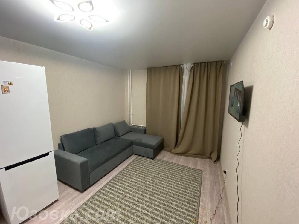 1-комн. квартира, 38м², с мебелью, 3/9 эт.