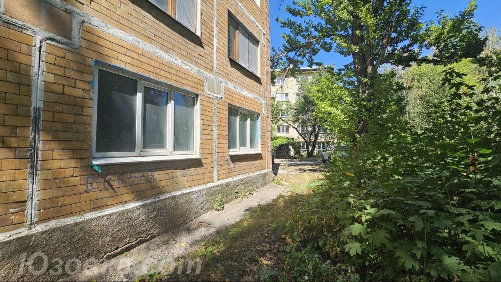 3-комн. квартира, 59 м², вторичка, 1/5 эт., ДОНЕЦК
