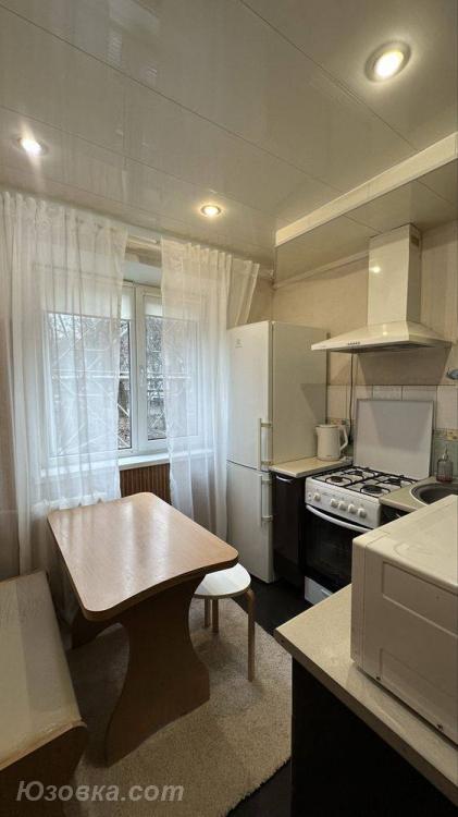 2-комн. квартира, 46м², с мебелью, 2/5 эт.