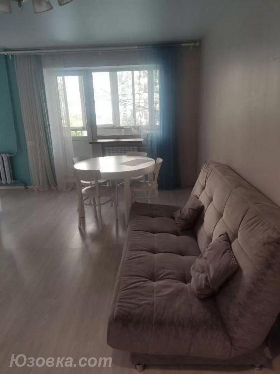 2-комн. квартира, 50м², с мебелью, 7/9 эт., ДОНЕЦК