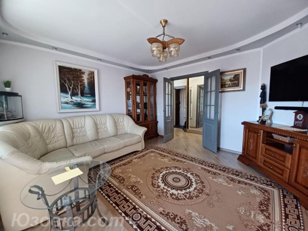 2-комн. квартира, 54м², с мебелью, 2/5 эт., ДОНЕЦК