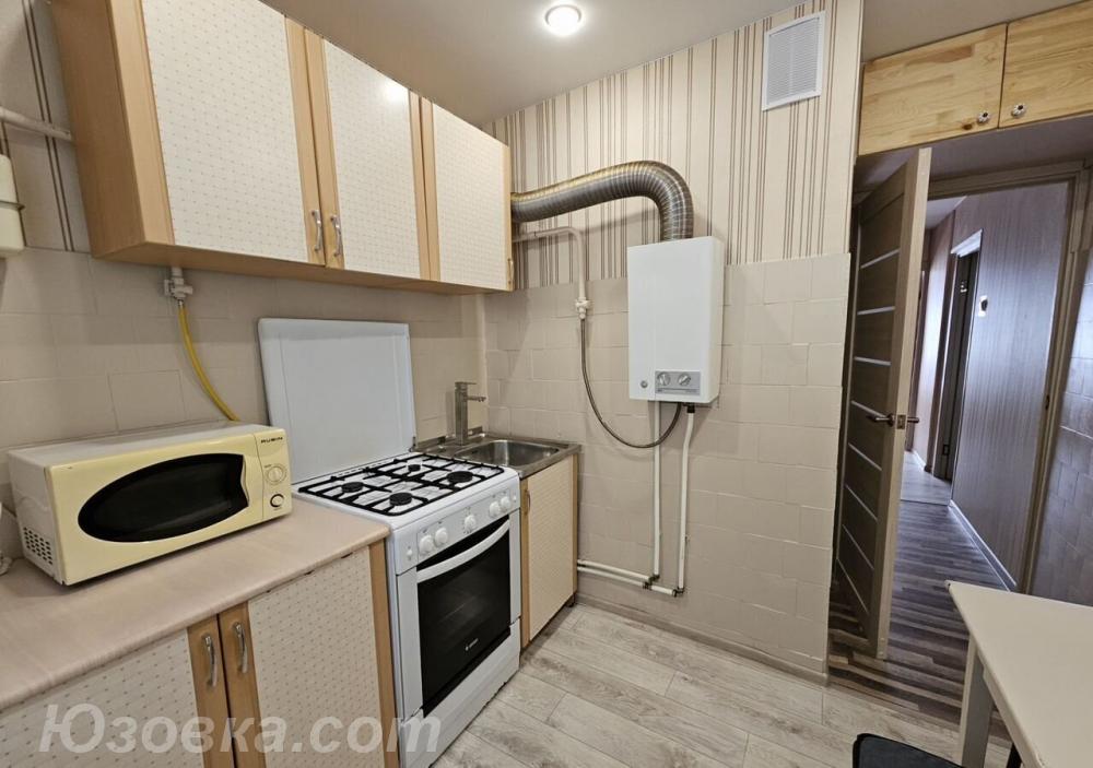 2-комн. квартира, 47м², с мебелью, 2/5 эт., ДОНЕЦК