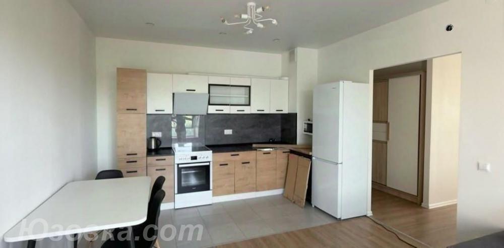 3-комн. квартира, 85м², с мебелью, 8/9 эт.