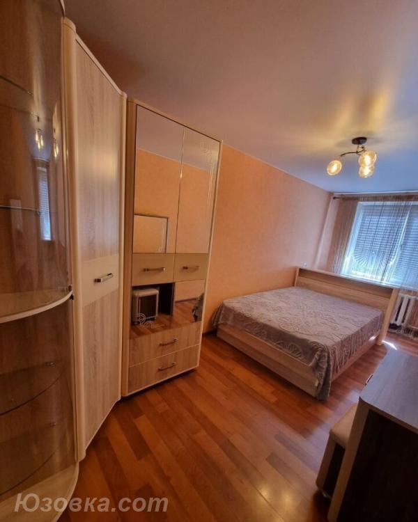 2-комн. квартира, 45м², с мебелью, 4/5 эт., ДОНЕЦК