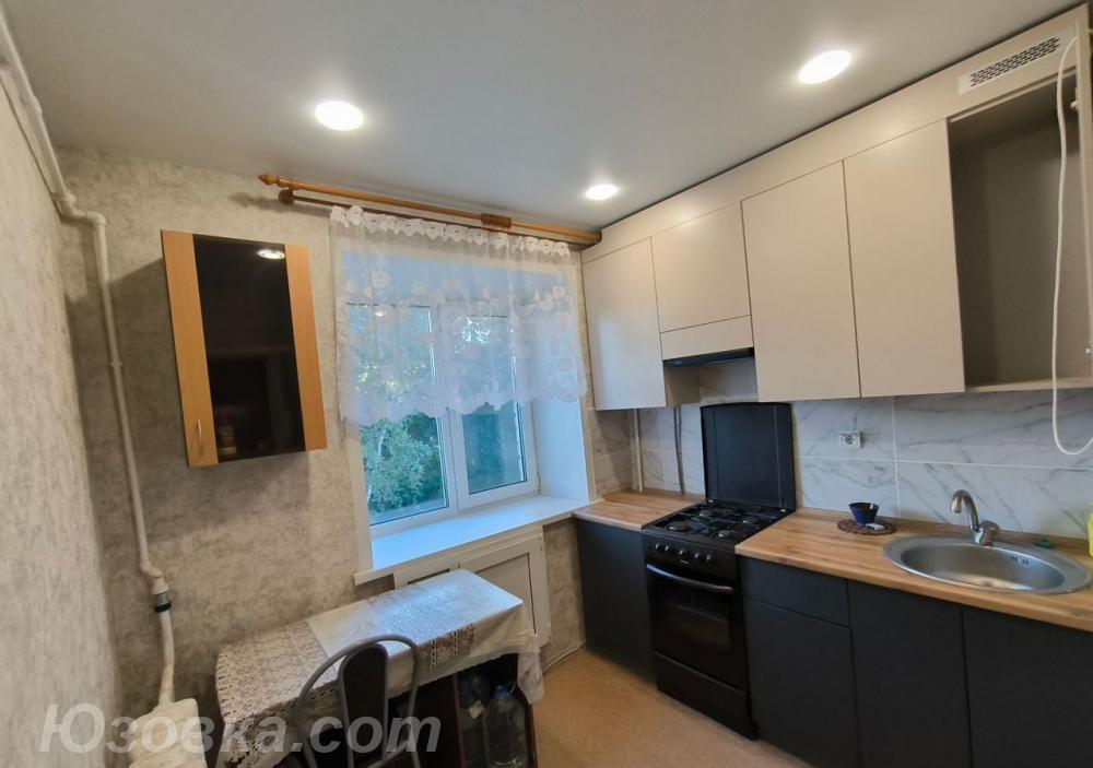 2-комн. квартира, 40м², с мебелью, 3/5 эт., ДОНЕЦК