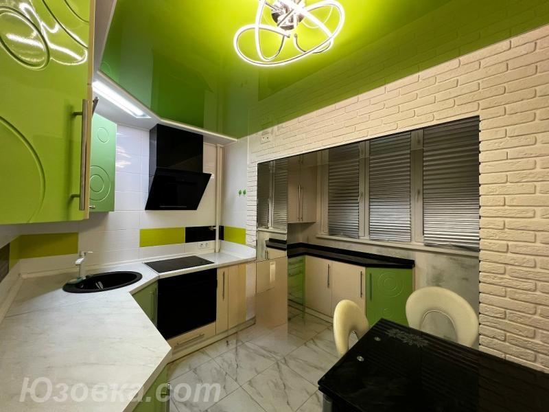 3-комн. квартира, 73 м², вторичка, 30/30 эт.