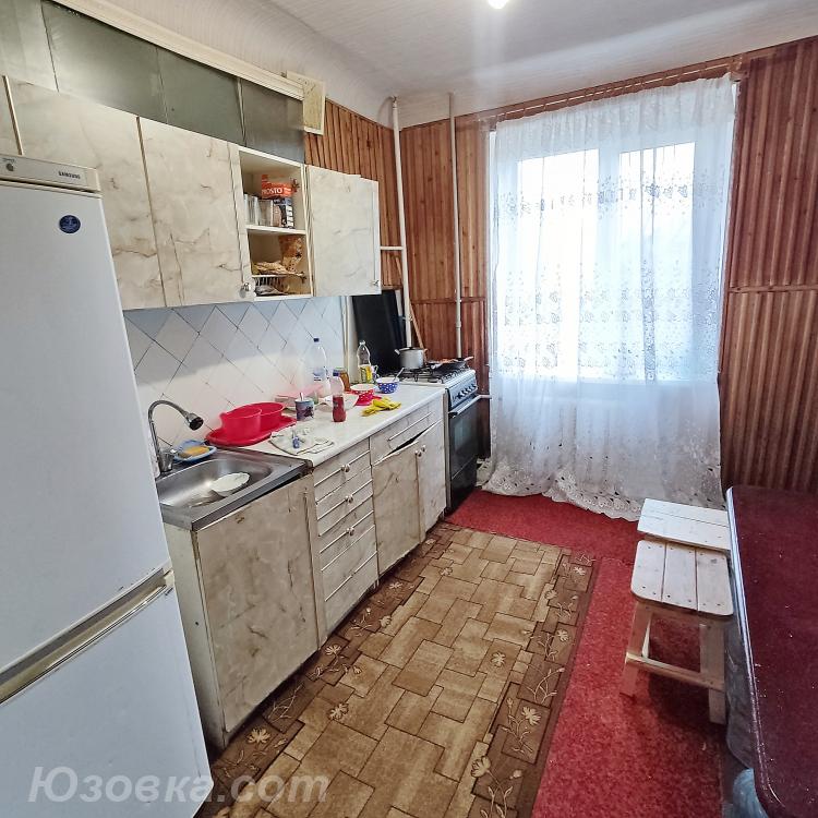 3-комн. квартира, 64 м², вторичка, 2/5 эт., Иловайск