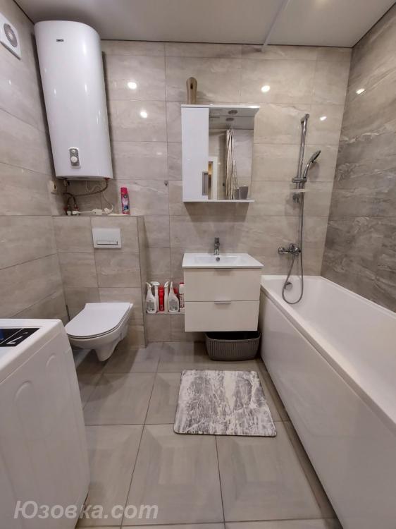 2-комн. квартира, 45м², с мебелью, 2/6 эт., ДОНЕЦК