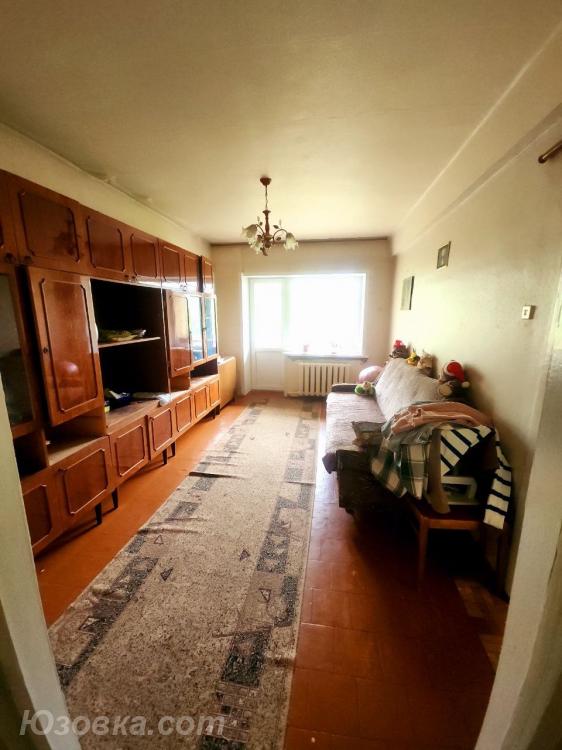 3-комн. квартира, 60 м², вторичка, 5/5 эт., ДОНЕЦК