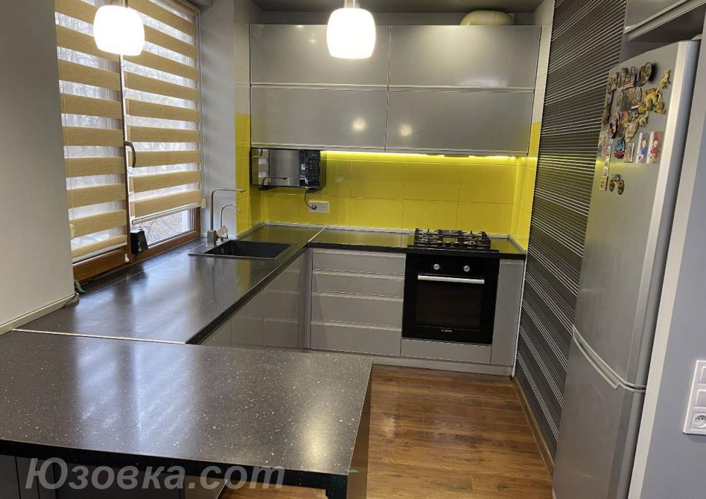 2-комн. квартира, 52м², с мебелью, 2/5 эт., ДОНЕЦК