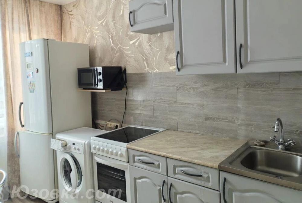 2-комн. квартира, 43м², с мебелью, 7/9 эт., ДОНЕЦК