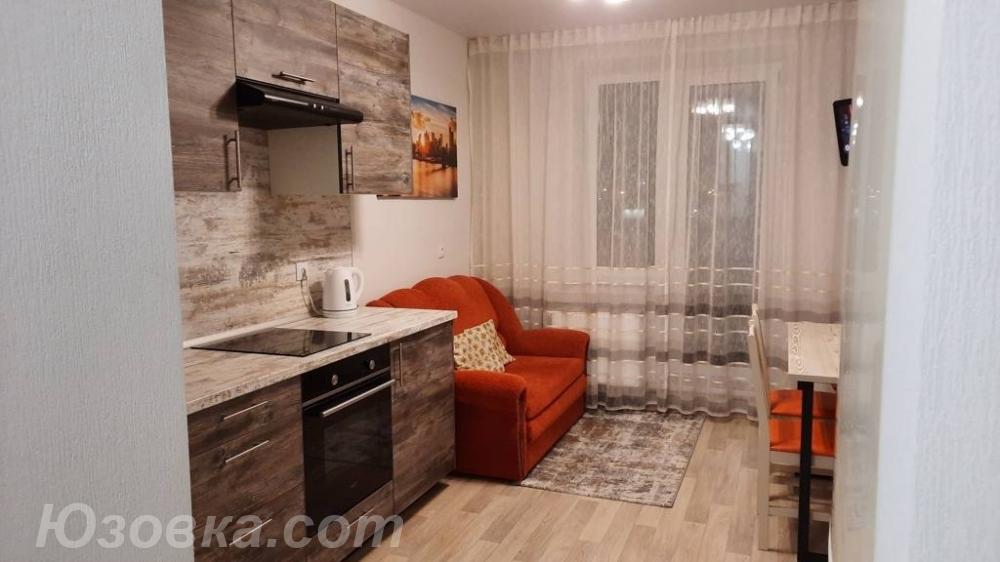 2-комн. квартира, 43м², с мебелью, 2/5 эт., ДОНЕЦК