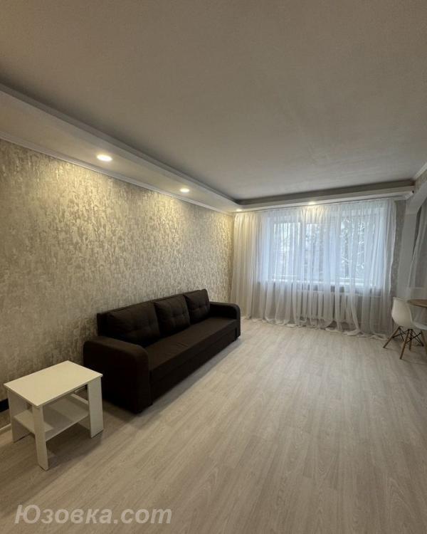 2-комн. квартира, 44м², с мебелью, 4/9 эт., ДОНЕЦК