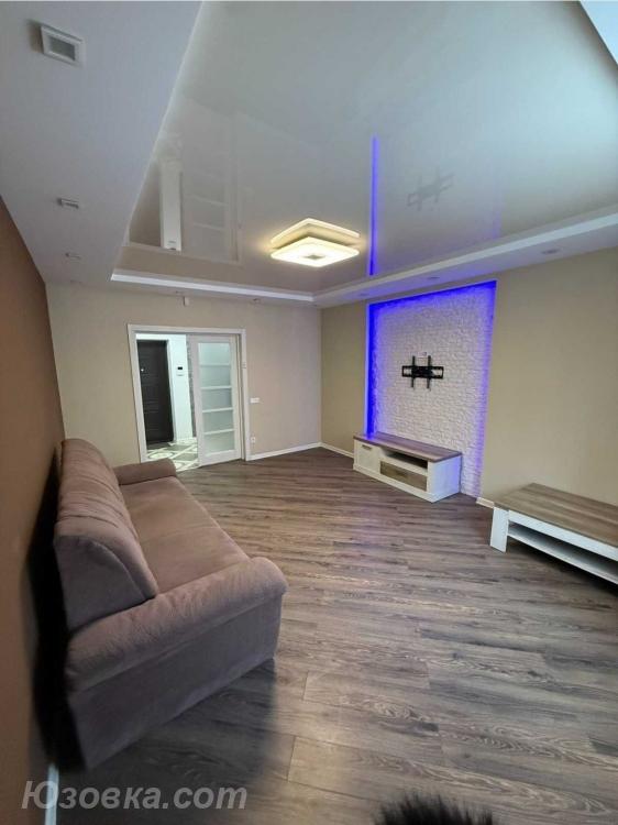 2-комн. квартира, 65м², с мебелью, 7/15 эт., ДОНЕЦК