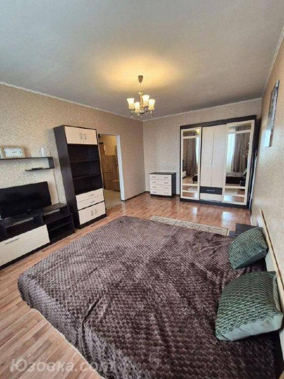 1-комн. квартира, 38м², с мебелью, 3/9 эт.