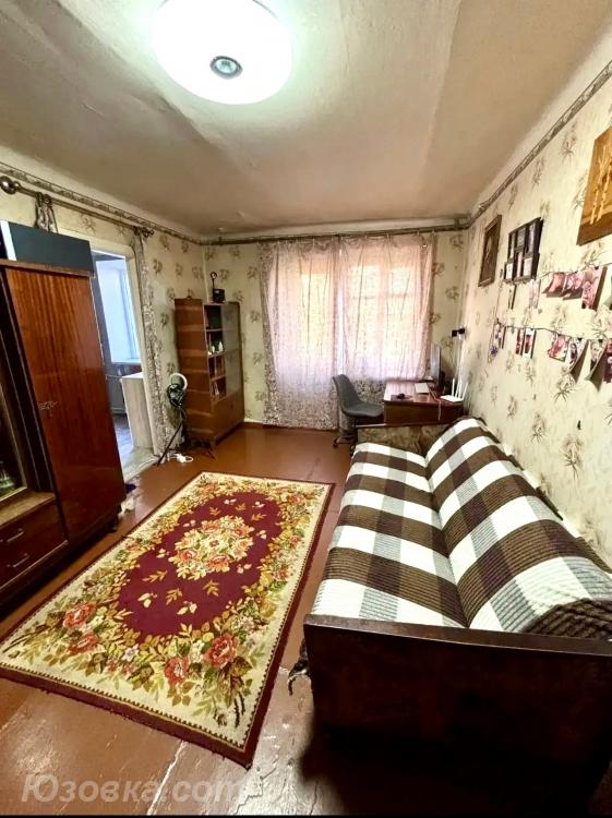 3-комн. квартира, 60 м², вторичка, 2/4 эт., Макеевка