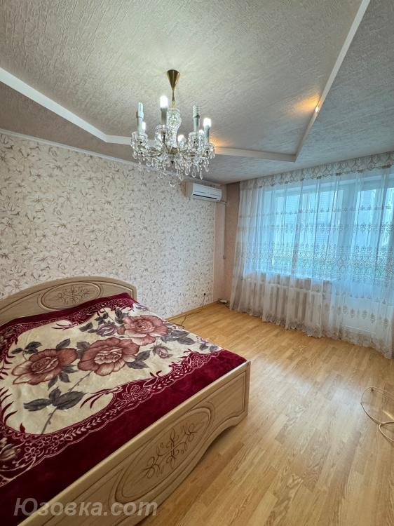 3-комн. квартира, 71 м², вторичка, 4/9 эт., ДОНЕЦК
