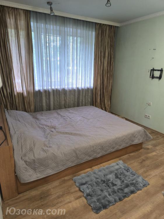 1-комн. квартира, 35м², с мебелью, 1/5 эт., ДОНЕЦК