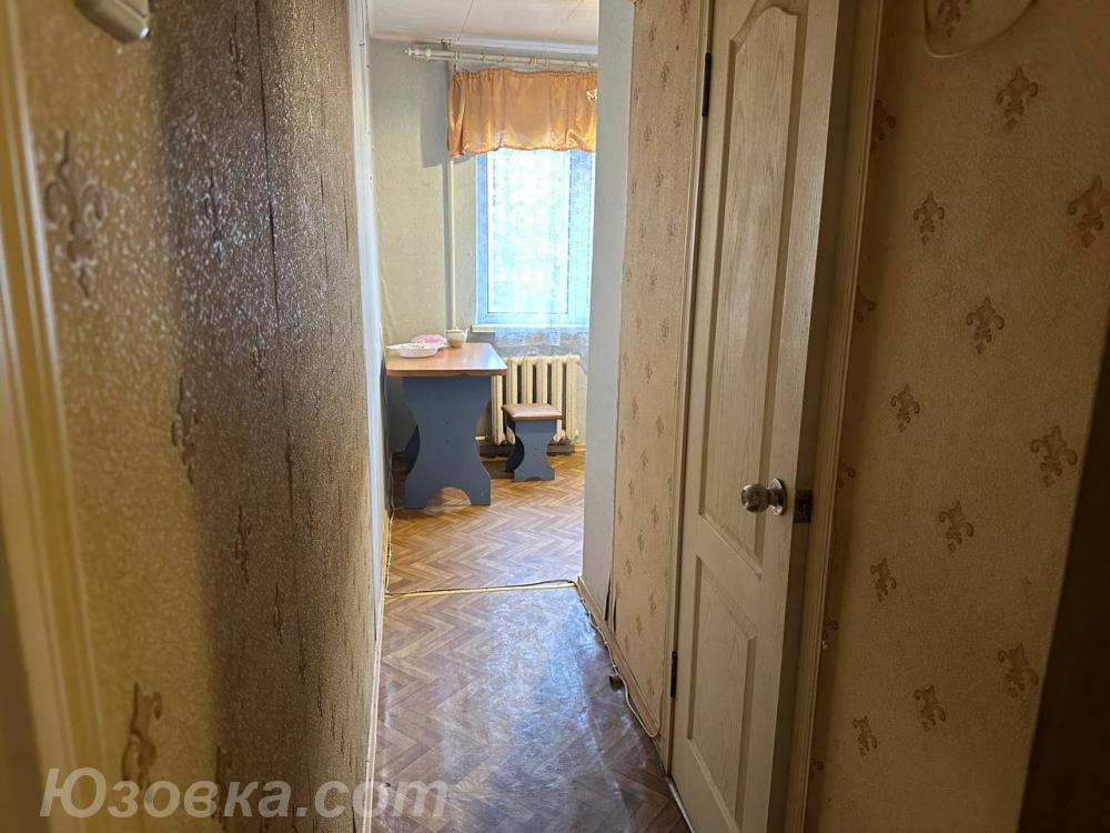 1-комн. квартира, 31 м², вторичка, 1/5 эт., ДОНЕЦК