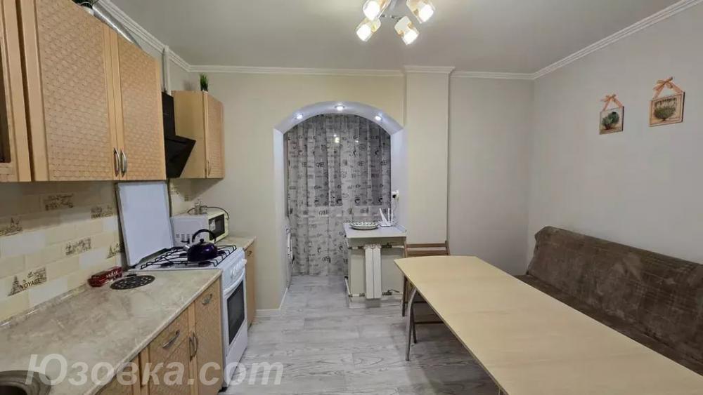 2-комн. квартира, 50м², с мебелью, 3/5 эт., ДОНЕЦК