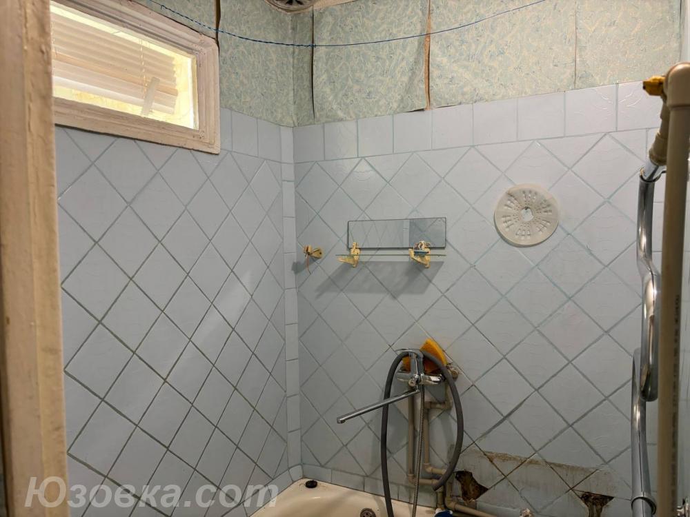 4-комн. квартира, 62 м², вторичка, 5/5 эт., ДОНЕЦК