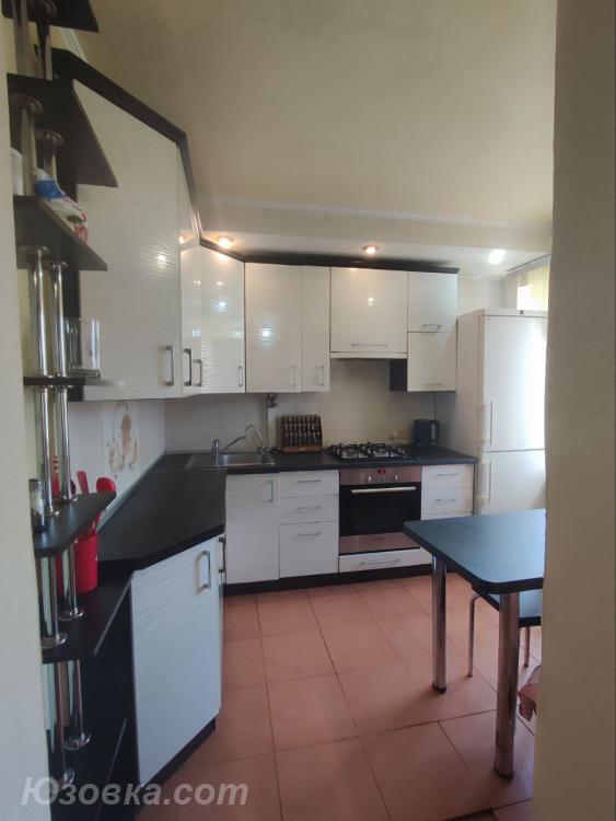 2-комн. квартира, 47 м², вторичка, 5/5 эт., ДОНЕЦК