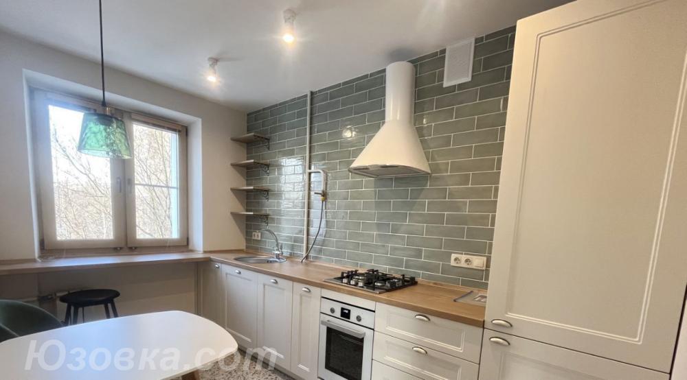 2-комн. квартира, 37м², с мебелью, 4/5 эт., ДОНЕЦК