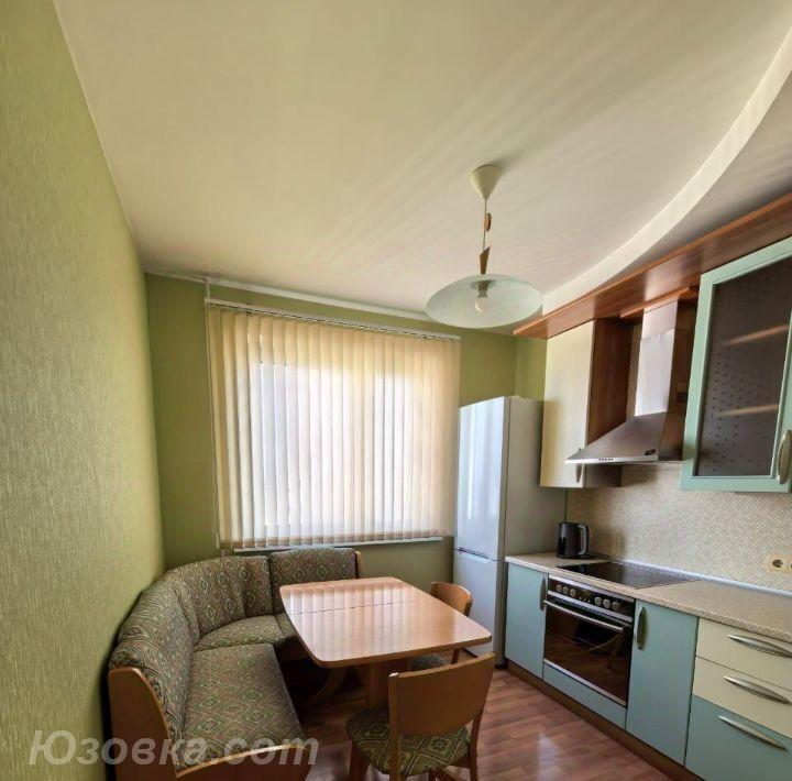 2-комн. квартира, 54м², с мебелью, 3/9 эт., ДОНЕЦК