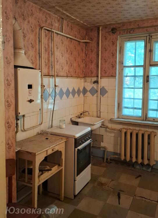 2-комн. квартира, 47 м², вторичка, 1/2 эт., ДОНЕЦК