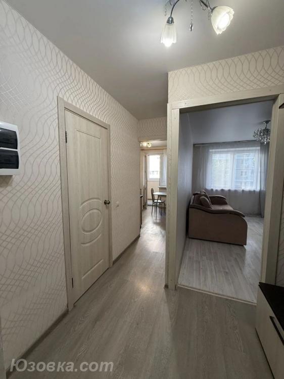 1-комн. квартира, 37м², с мебелью, 3/9 эт.