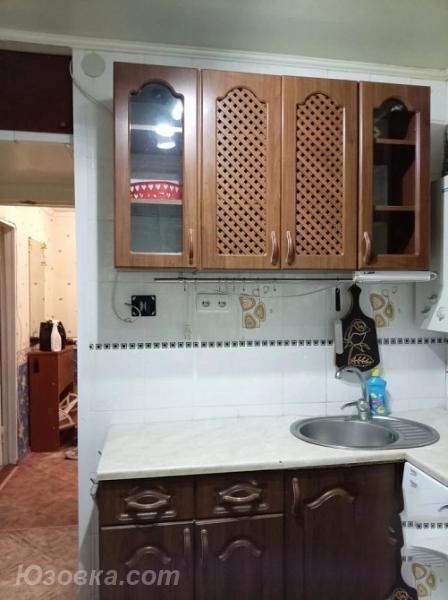 3-комн. квартира, 57 м², вторичка, 1/4 эт., ДОНЕЦК