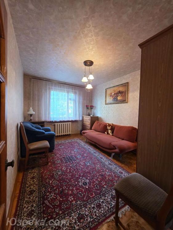 3-комн. квартира, 65 м², вторичка, 2/9 эт., ДОНЕЦК