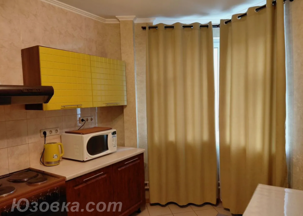 2-комн. квартира, 52м², с мебелью, 4/10 эт.