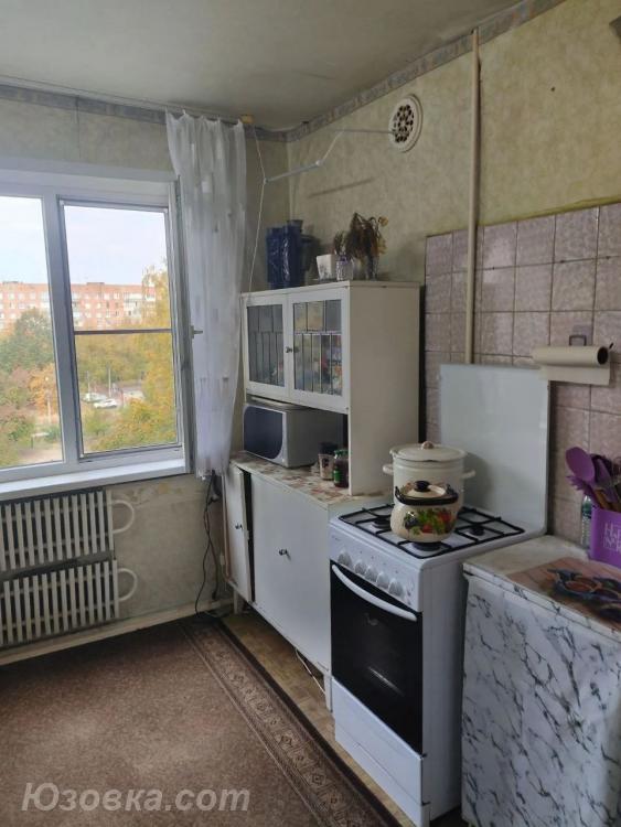 3-комн. квартира, 66 м², вторичка, 6/9 эт., ДОНЕЦК