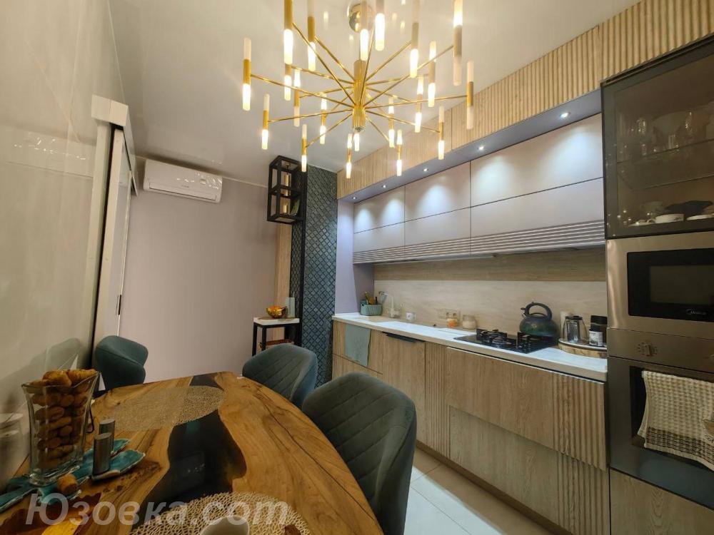 3-комн. квартира, 60м², с мебелью, 3/3 эт., ДОНЕЦК