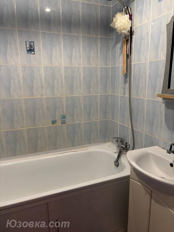 2-комн. квартира, 50 м², вторичка, 6/9 эт., ДОНЕЦК