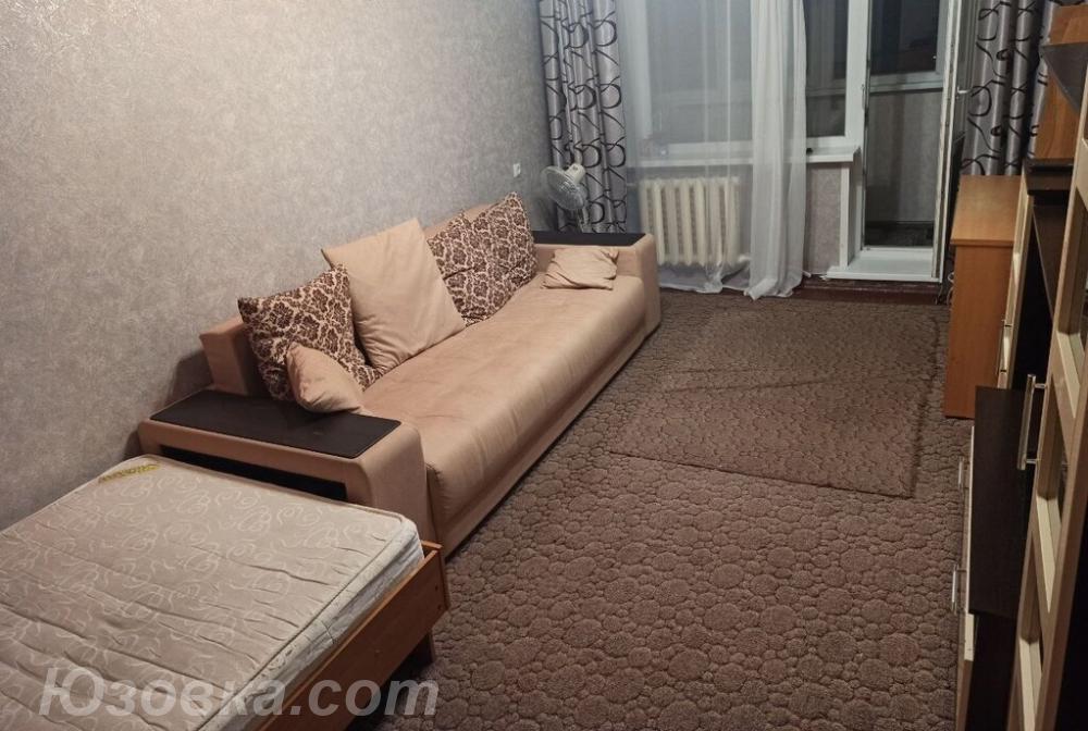 2-комн. квартира, 46м², с мебелью, 8/9 эт., ДОНЕЦК