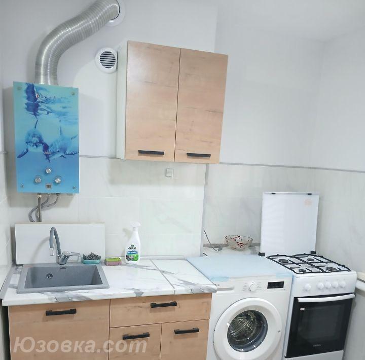 2-комн. квартира, 50м², с мебелью, 4/5 эт., ДОНЕЦК