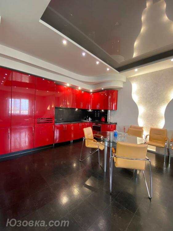 2-комн. квартира, 53м², с мебелью, 3/5 эт.