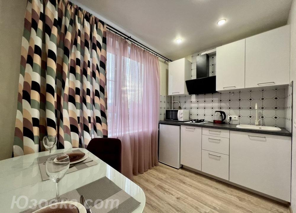 1-комн. квартира, 35м², с мебелью, 2/5 эт., ДОНЕЦК