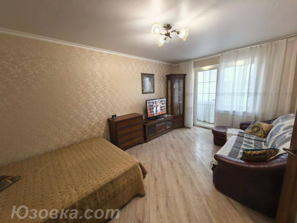 1-комн. квартира, 38м², с мебелью, 3/9 эт.
