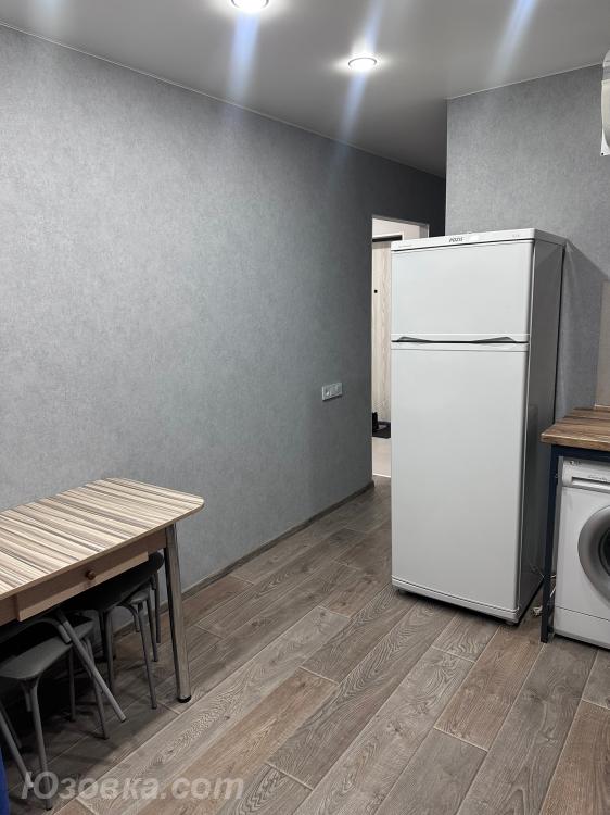 1-комн. квартира, 37м², с мебелью, 2/5 эт., ДОНЕЦК