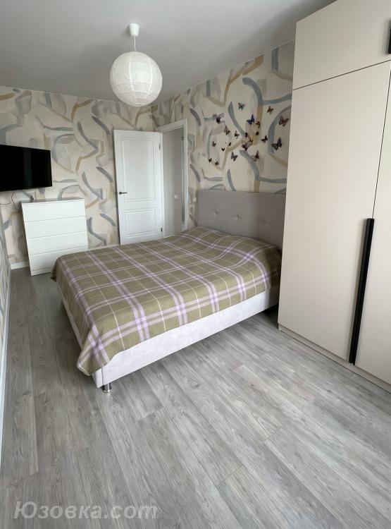 2-комн. квартира, 55м², с мебелью, 2/2 эт., ДОНЕЦК