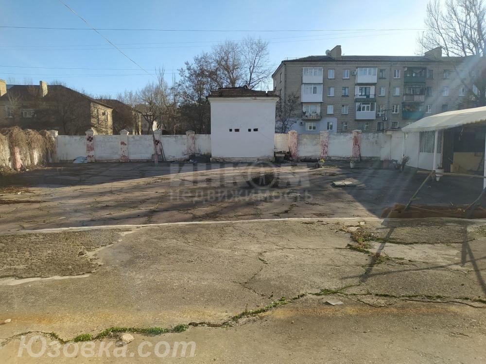 Продам нежилое помещение , участок 10 соток в г. Луганск, ...