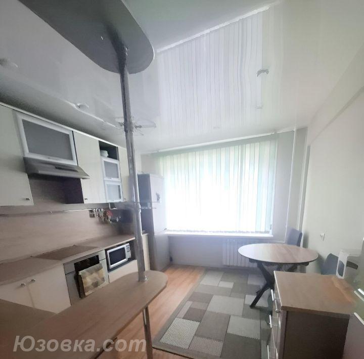 3-комн. квартира, 68м², с мебелью, 3/5 эт., ДОНЕЦК