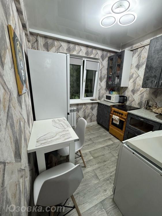 1-комн. квартира, 35м², с мебелью, 3/5 эт., ДОНЕЦК