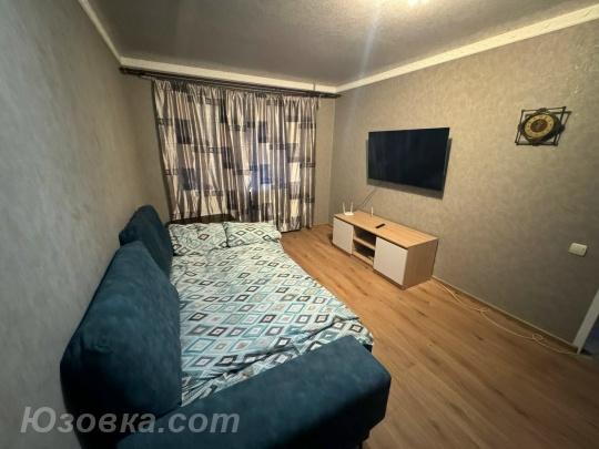 1-комн. квартира, 42м², с мебелью, 2/5 эт., ДОНЕЦК