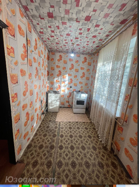 1-комн. квартира, 30 м², вторичка, 1/9 эт., ДОНЕЦК